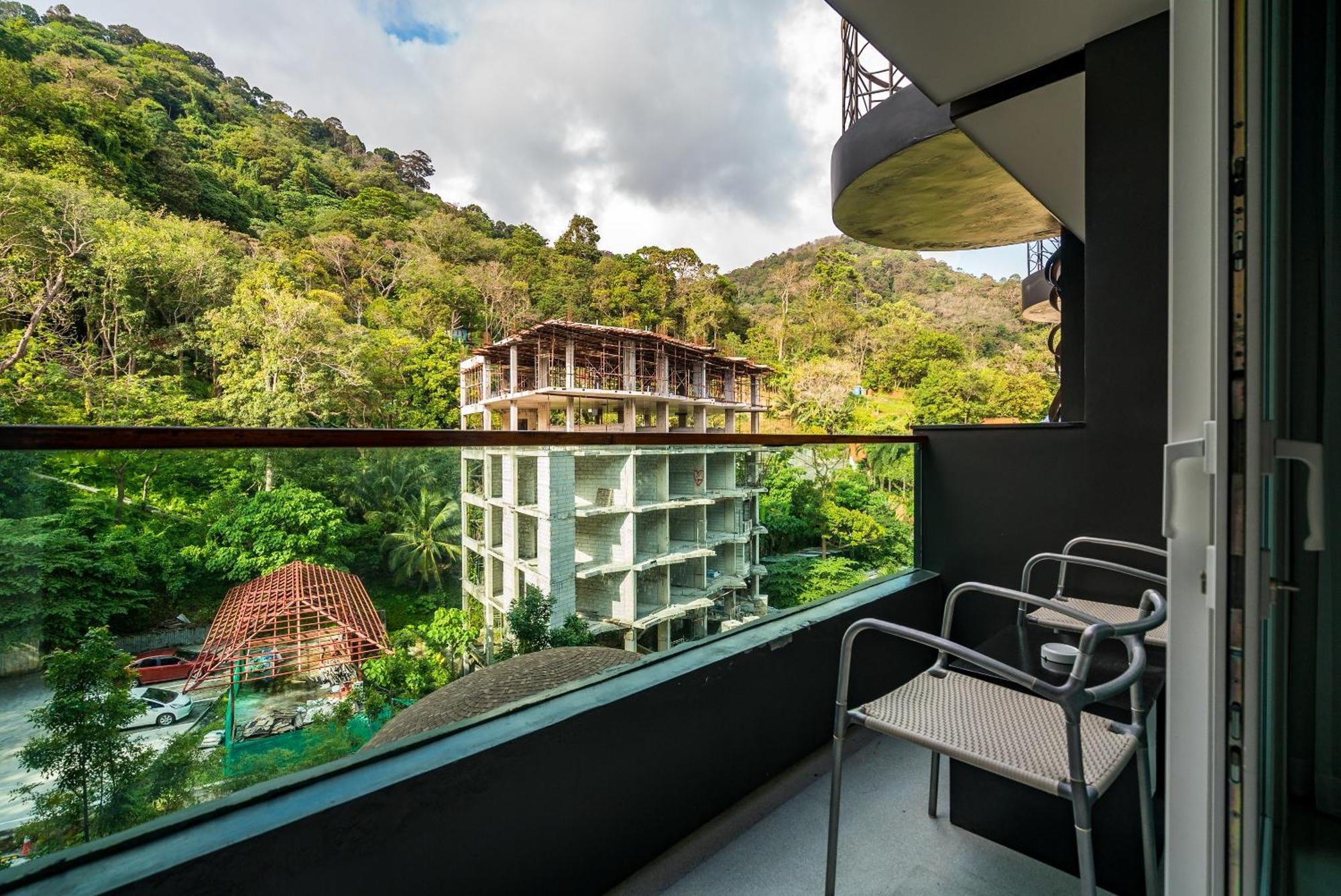 Emerald Terrace Apartments By Lofty Patong Extérieur photo